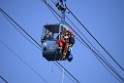 Koelner Seilbahn Gondel blieb haengen Koeln Linksrheinisch P420